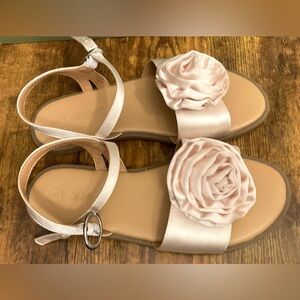 Cat & Jack Kids' Teresa Satin Rosette Ankle Strap Sandals Size 2 gently used